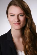 Ansprechpartnerin Julia Schneider - Studienberatung