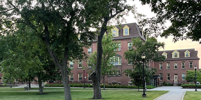 EBZ Business School schließt Freundschaftsabkommen mit der kanadischen Universität University of Prince Edward Island (UPEI) ab.